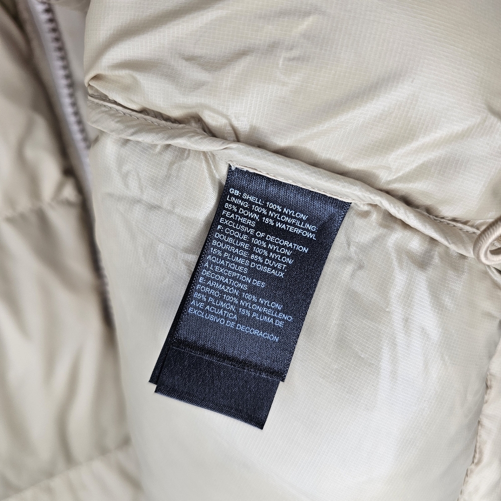 The North Face Nuptse Belted Mid Jacket - Picture 10 of 16